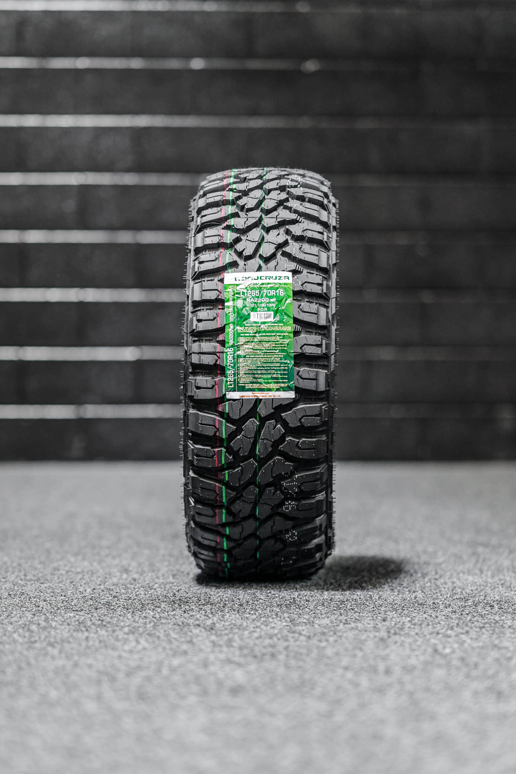 265/70R16 MT - Image 3
