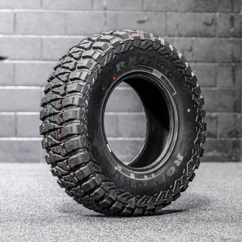 31x10.5R15 MT