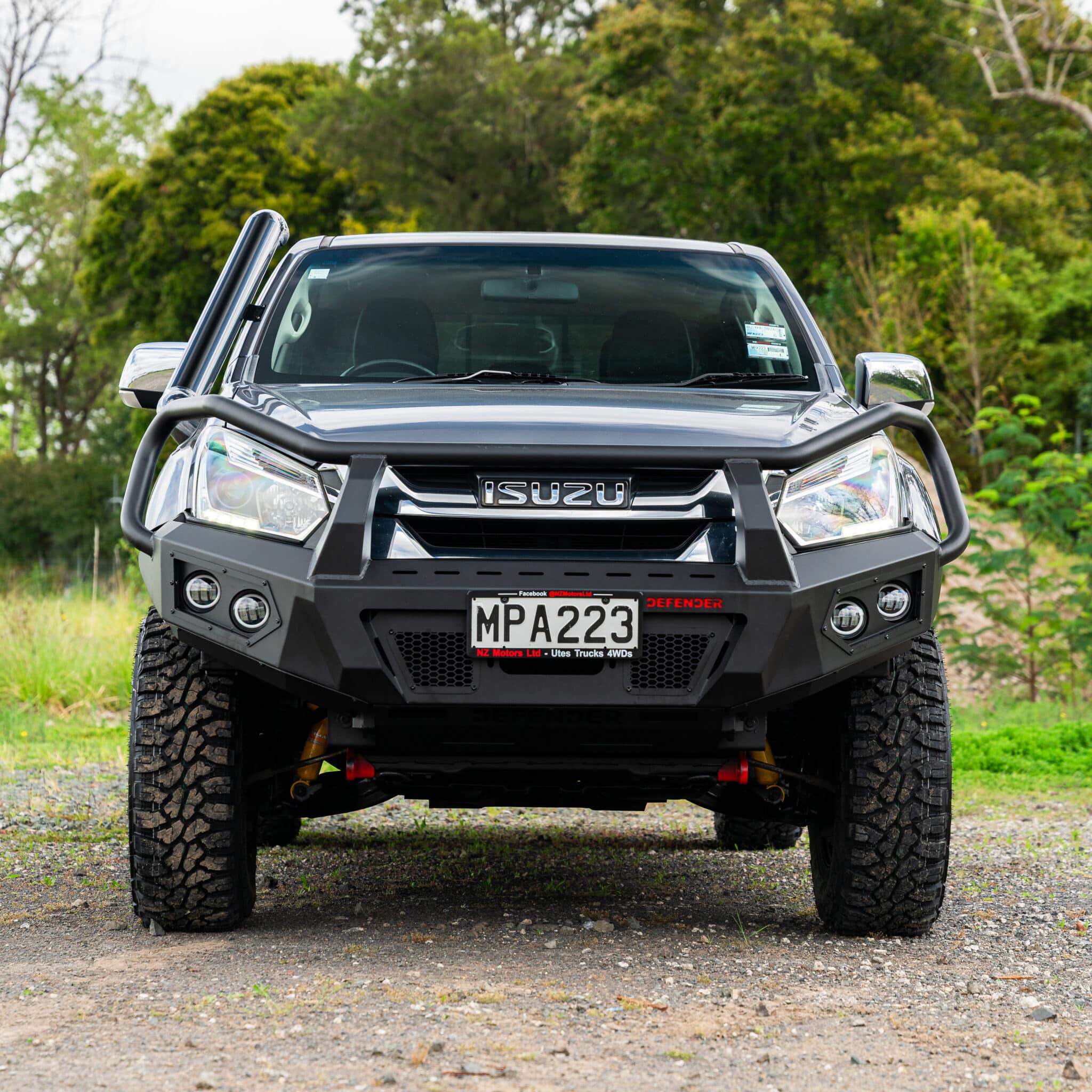 SHIELD Off-Road Triple Loop Bull-Bar - Image 2