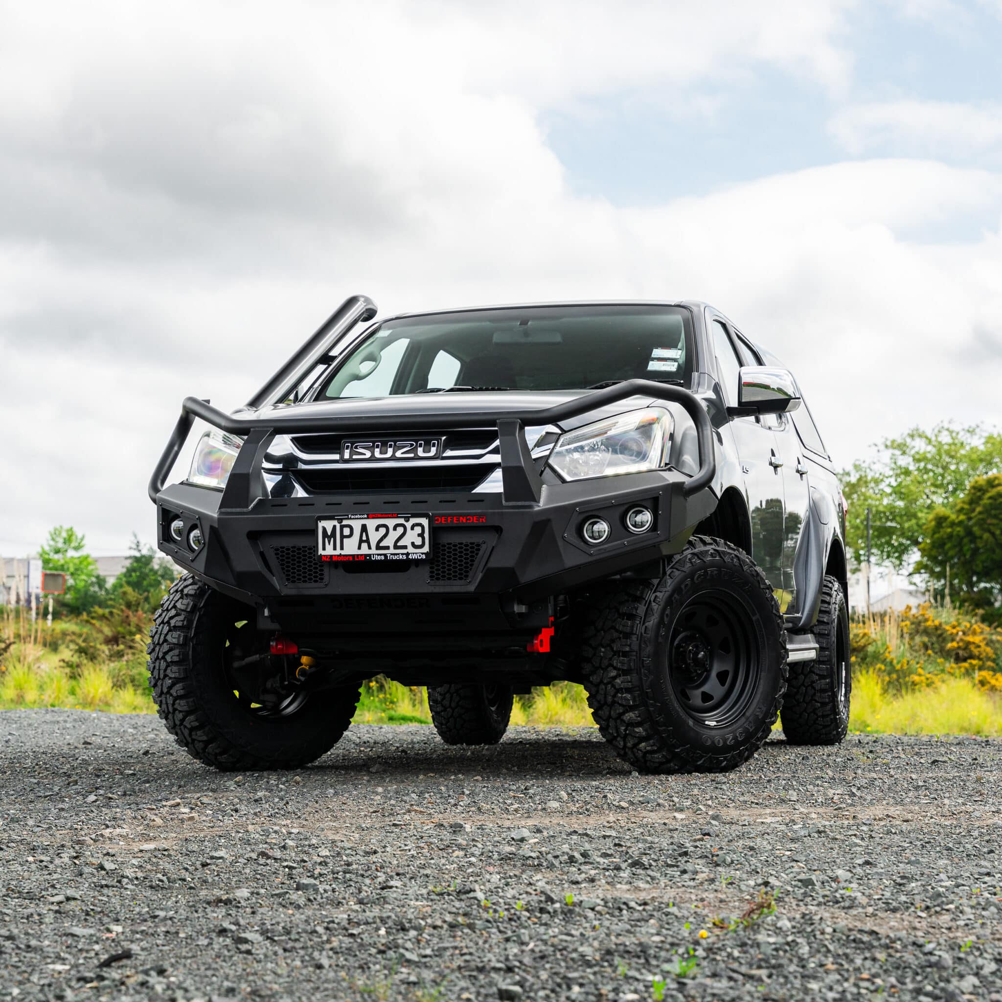 SHIELD Off-Road Triple Loop Bull-Bar - Image 7