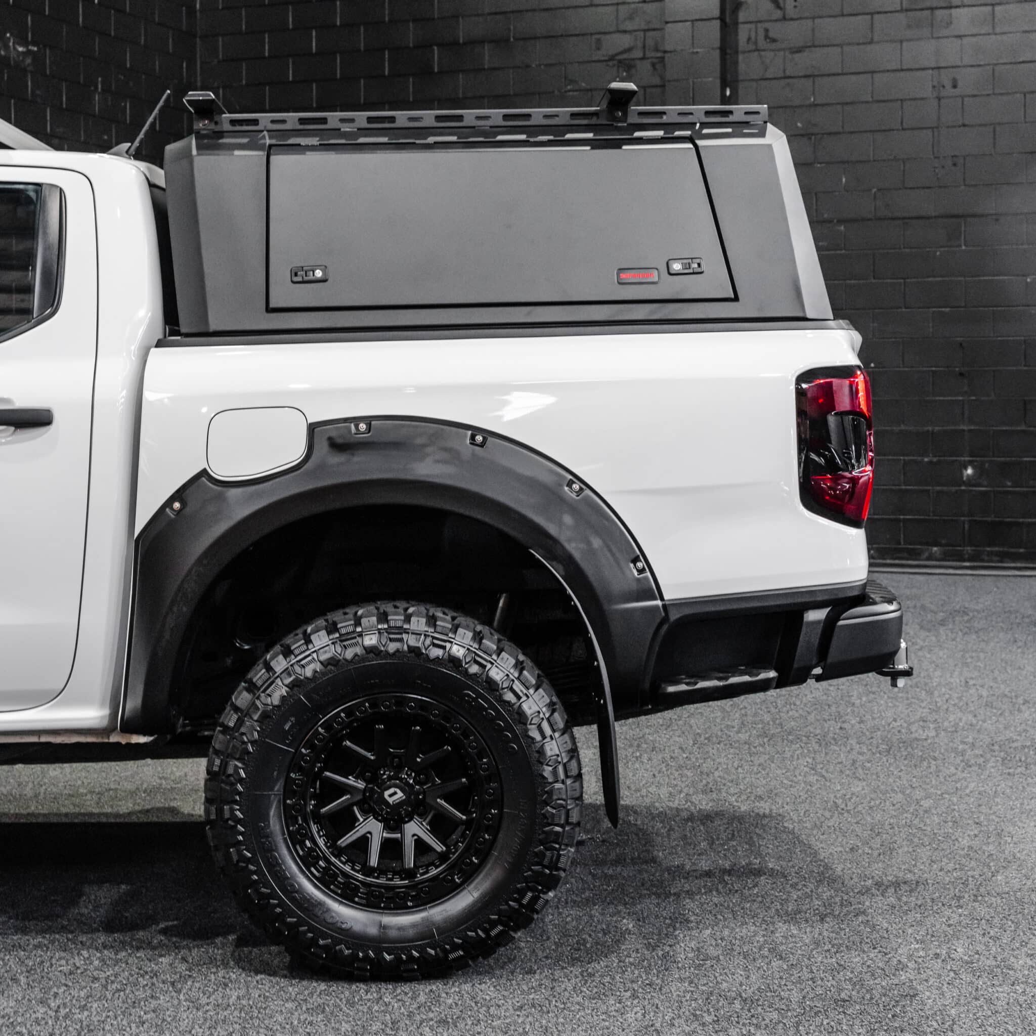 Shield Off-Road Aluminium Windowless Canopy - Image 5