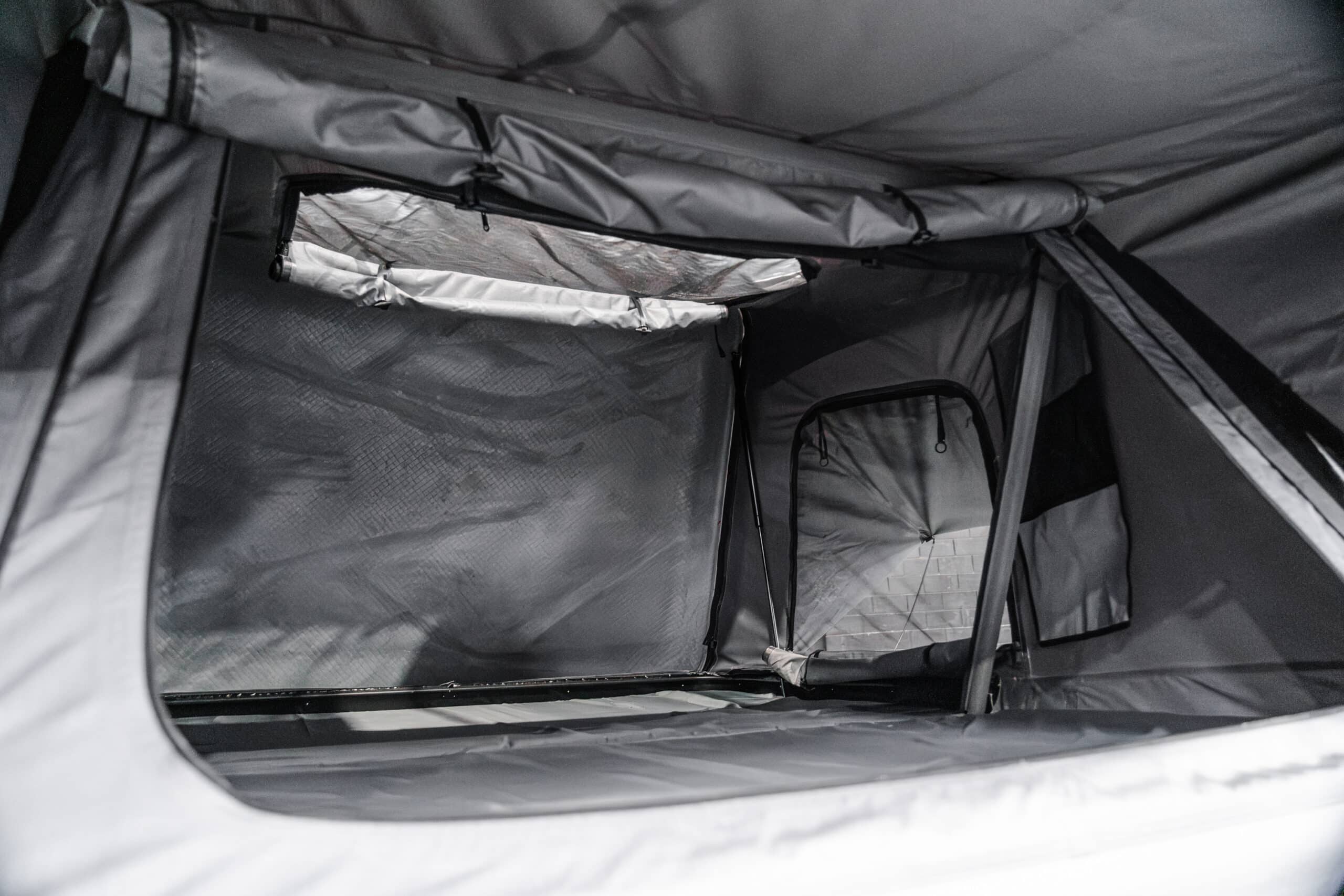 Shield Off-Road Cantilever Hard Shell Rooftop Tent - Image 13