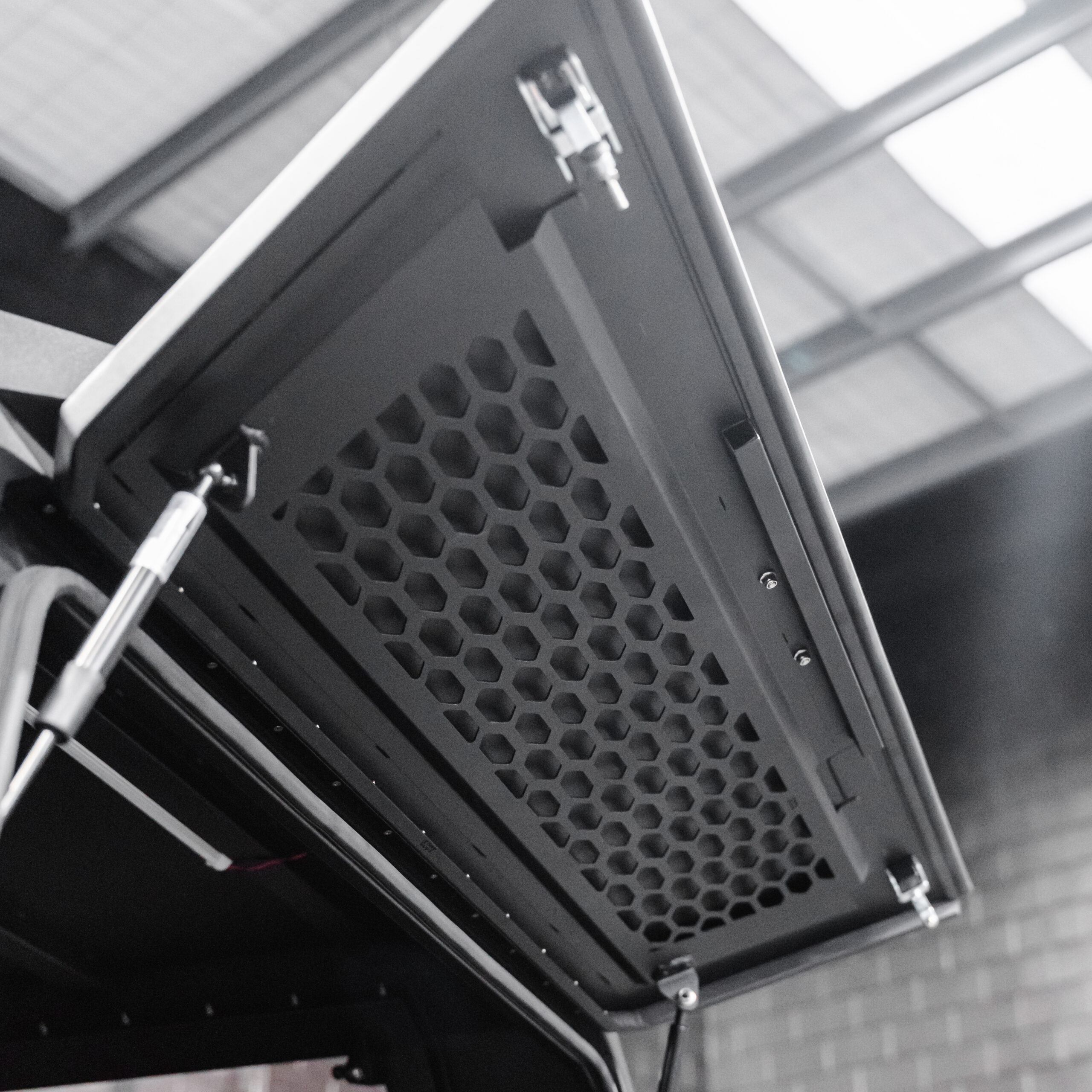Shield Off-Road Aluminium Windowless Canopy - Image 12