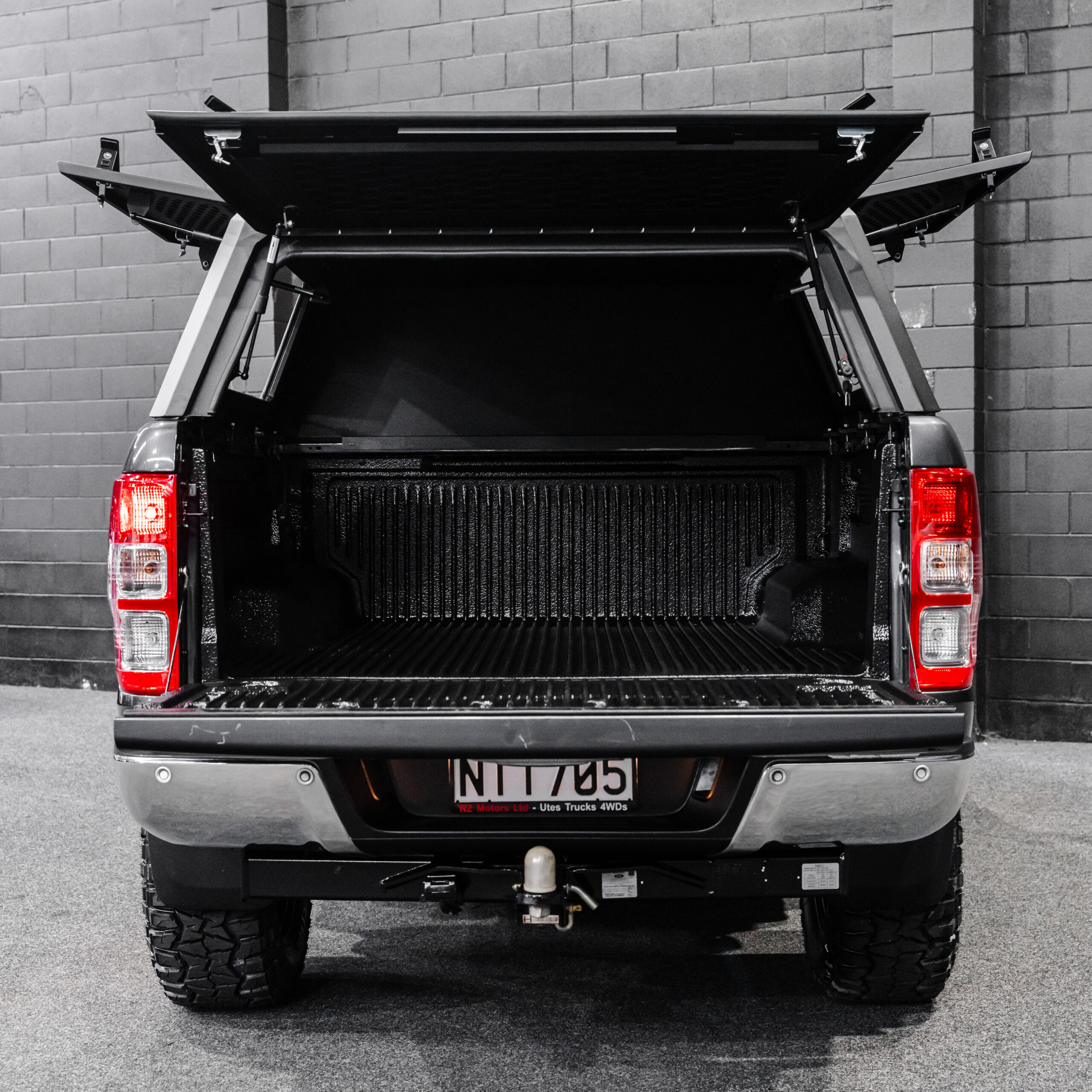 Shield Off-Road Aluminium Windowless Canopy - Image 14