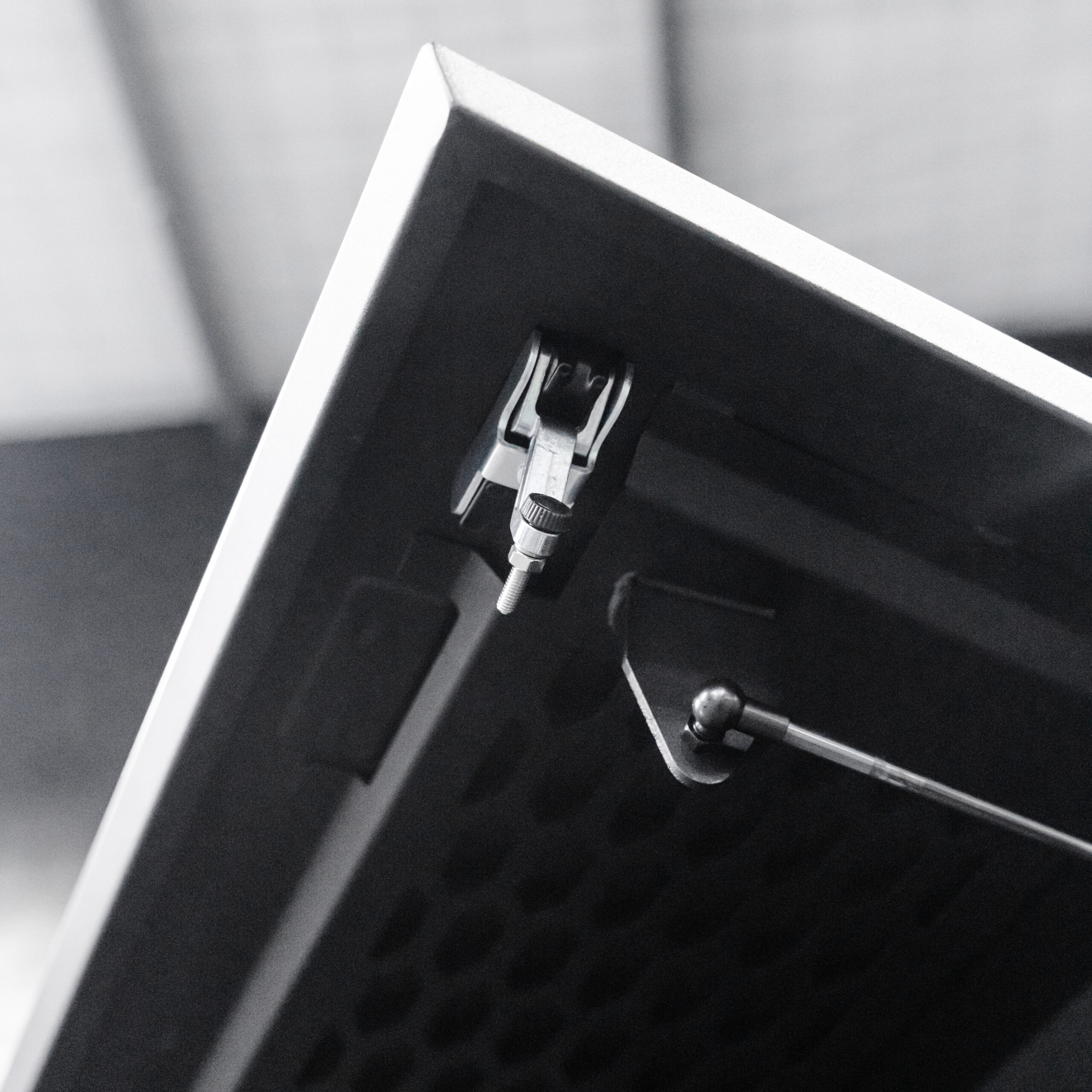 Shield Off-Road Aluminium Windowless Canopy - Image 15