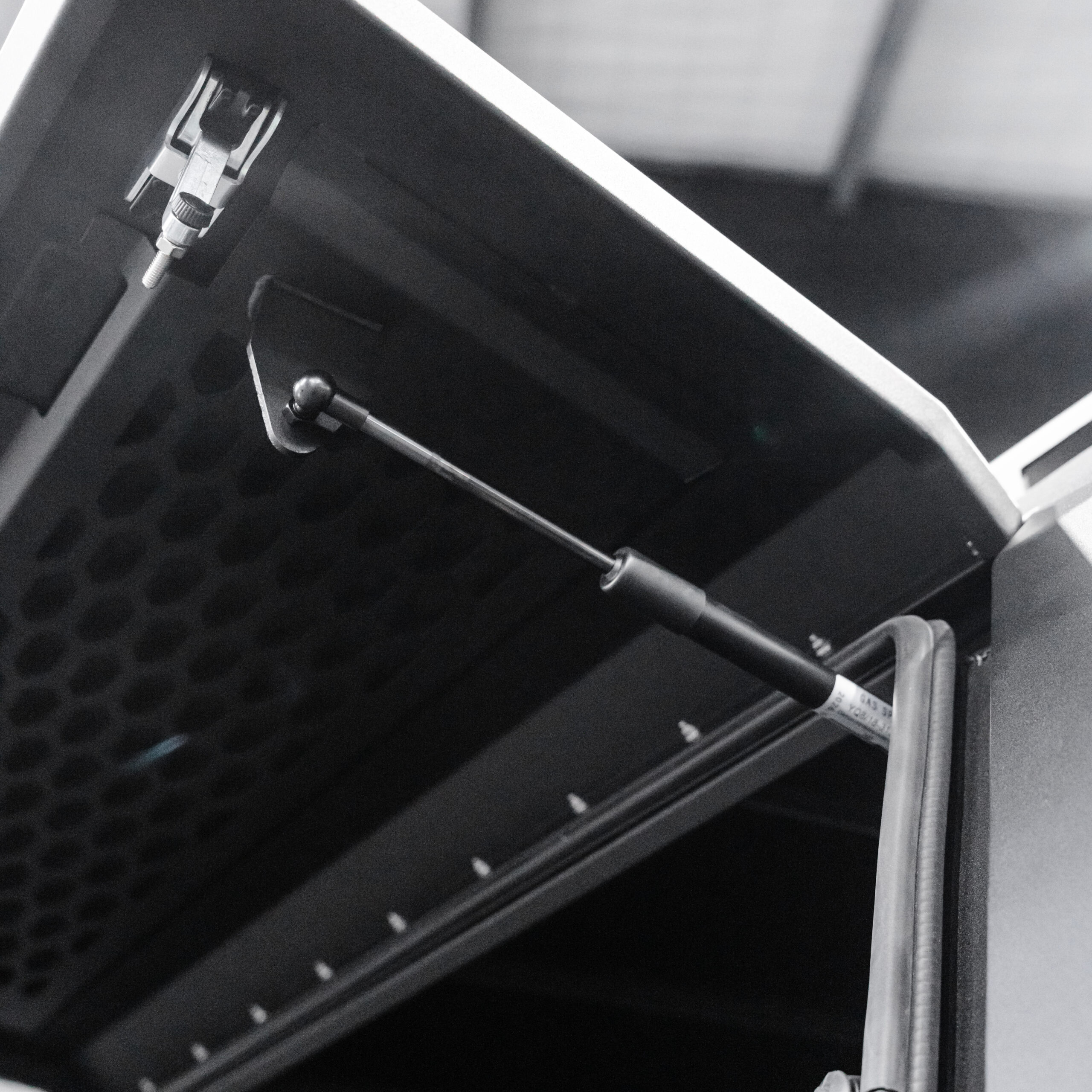 Shield Off-Road Aluminium Windowless Canopy - Image 16