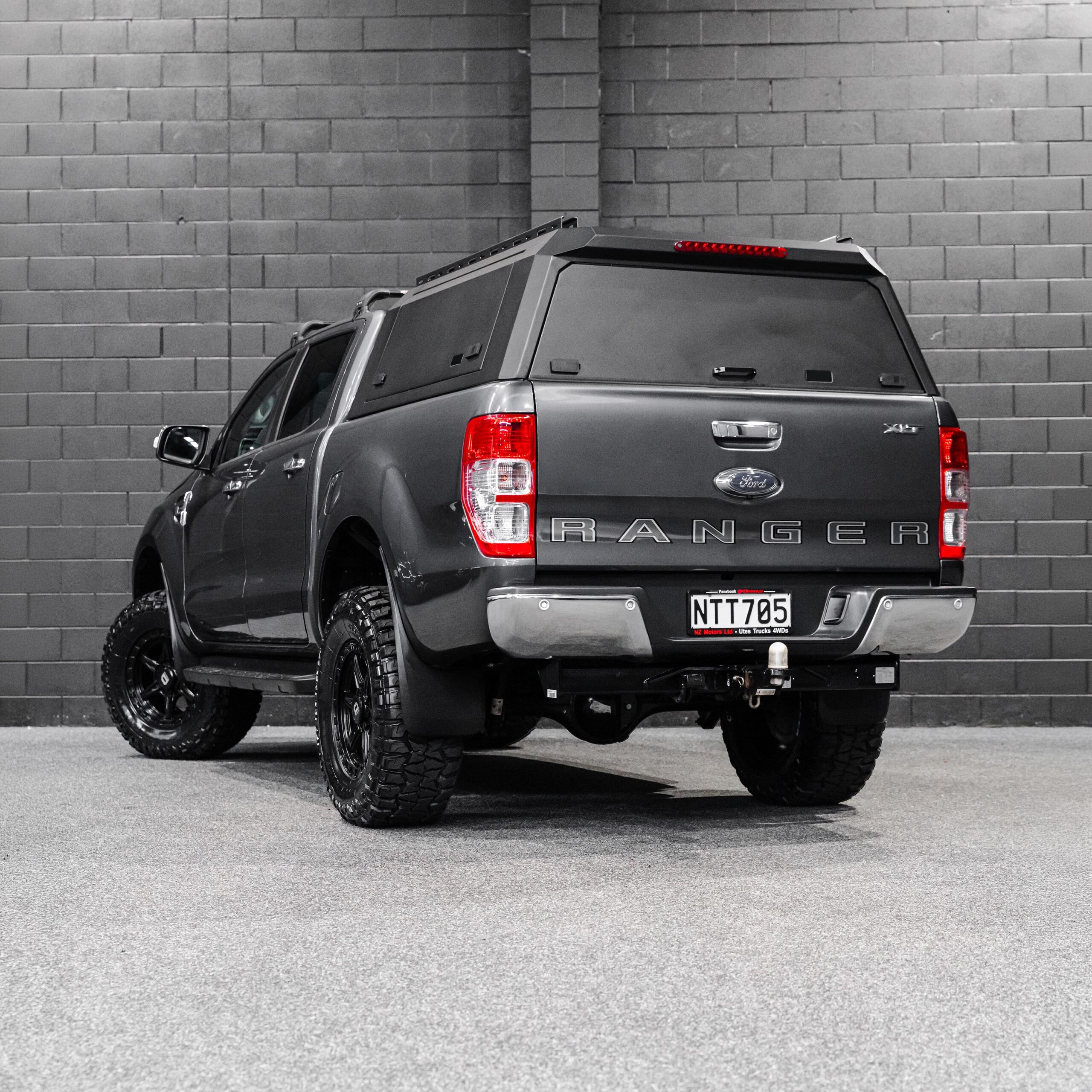 Shield Off-Road Aluminium Windowless Canopy