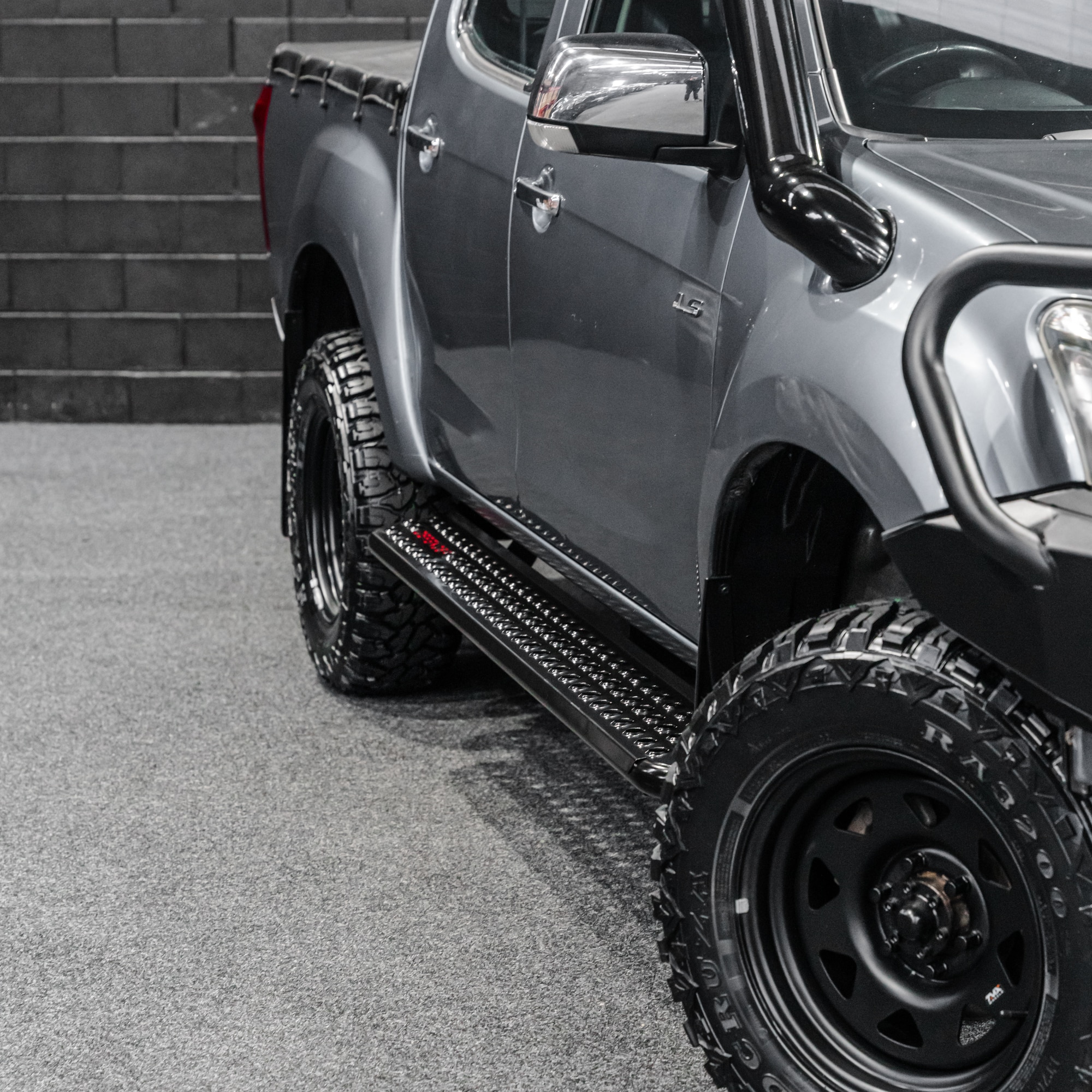 Shield Off-Road Side Steps