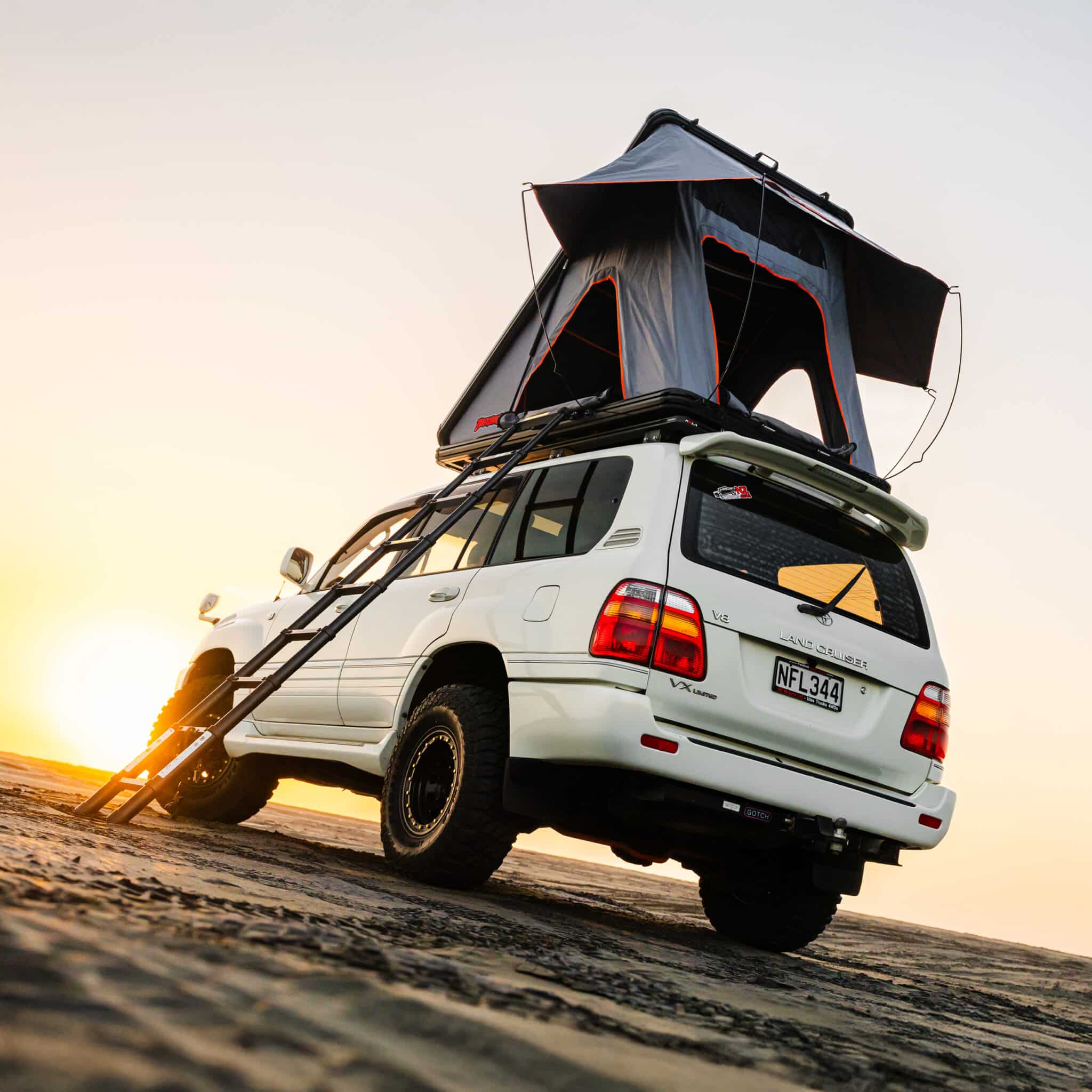 Shield Off-Road Aluminium Rooftop Tent - Image 6