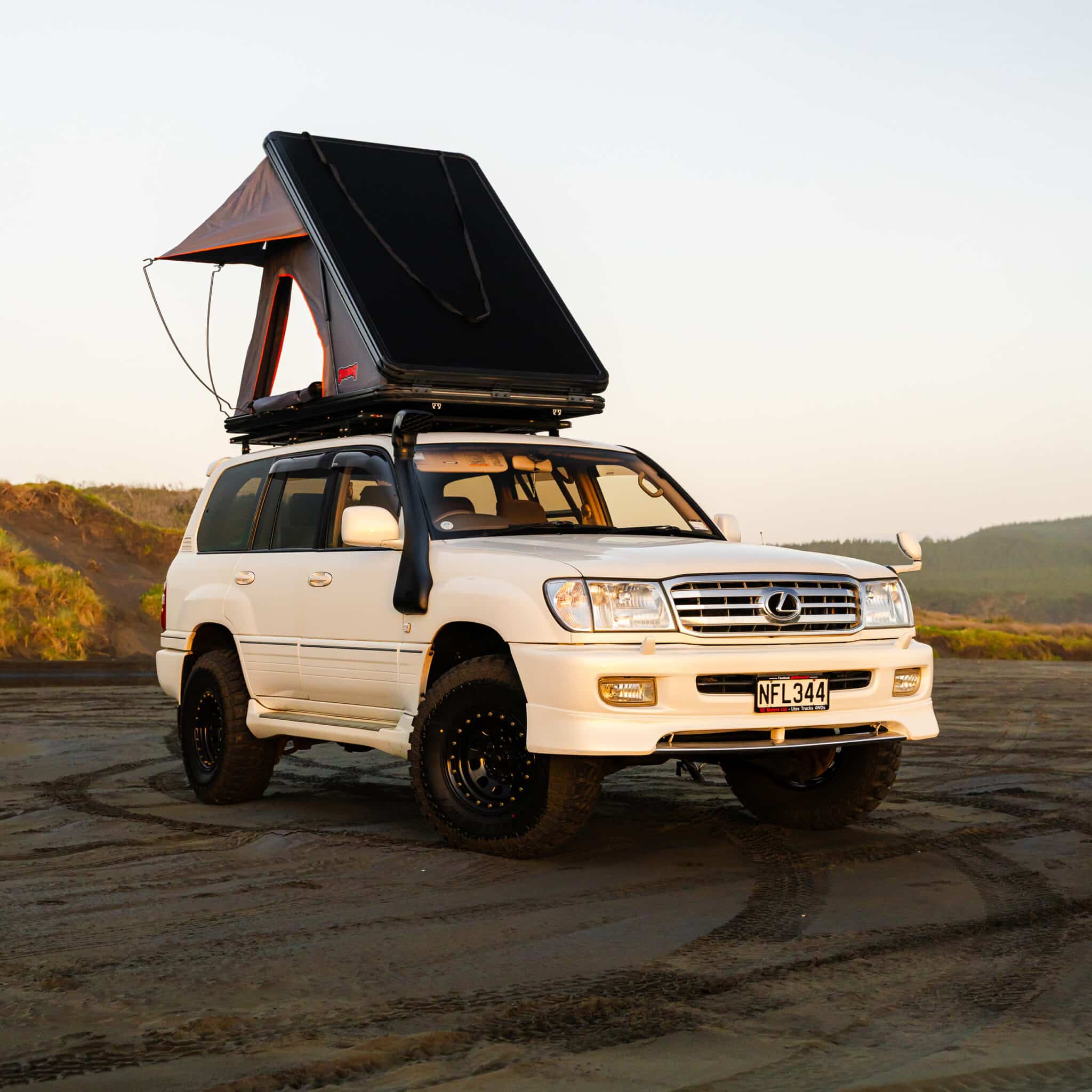 Shield Off-Road Aluminium Rooftop Tent - Image 5
