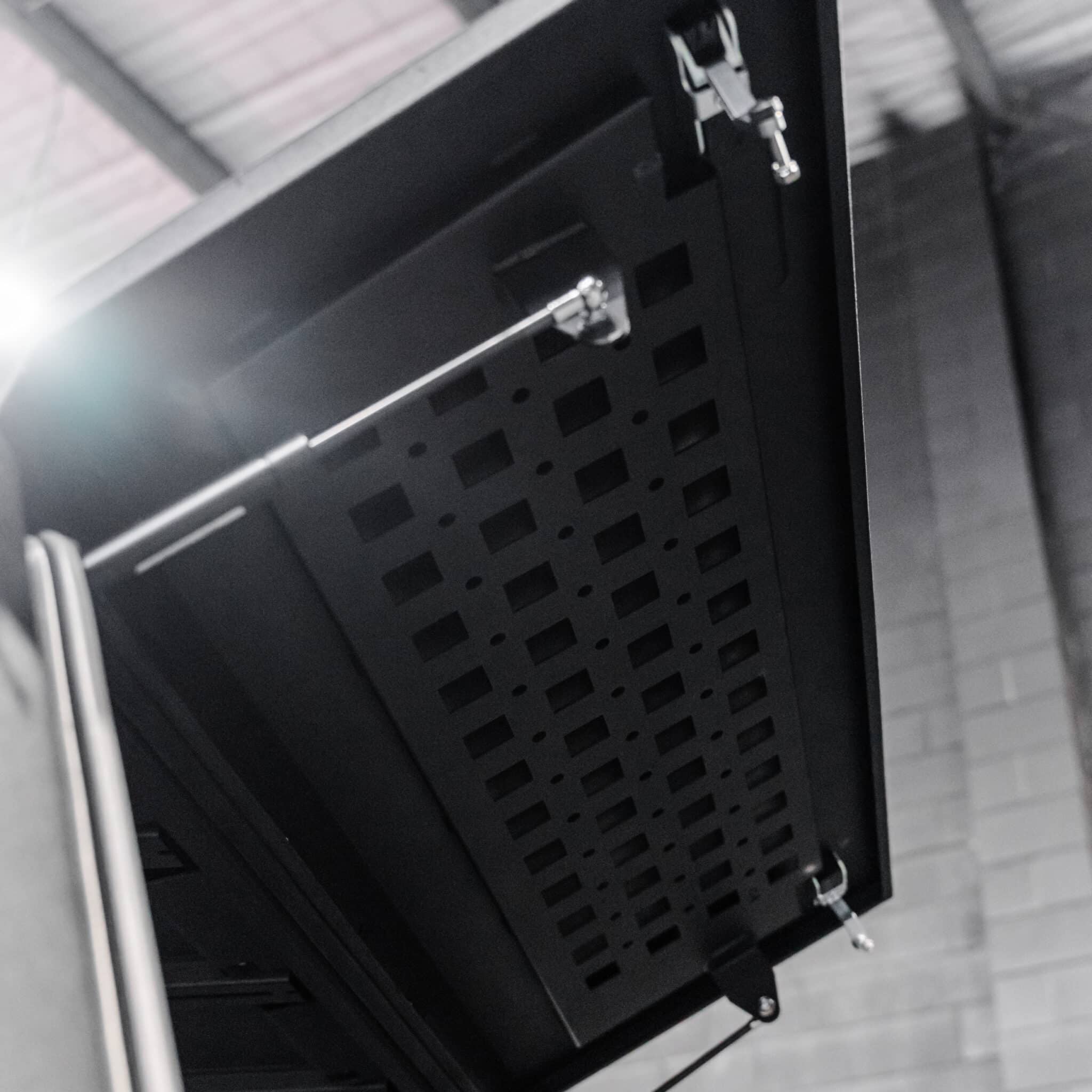 Shield Off-Road Aluminium Windowless Canopy - Image 11