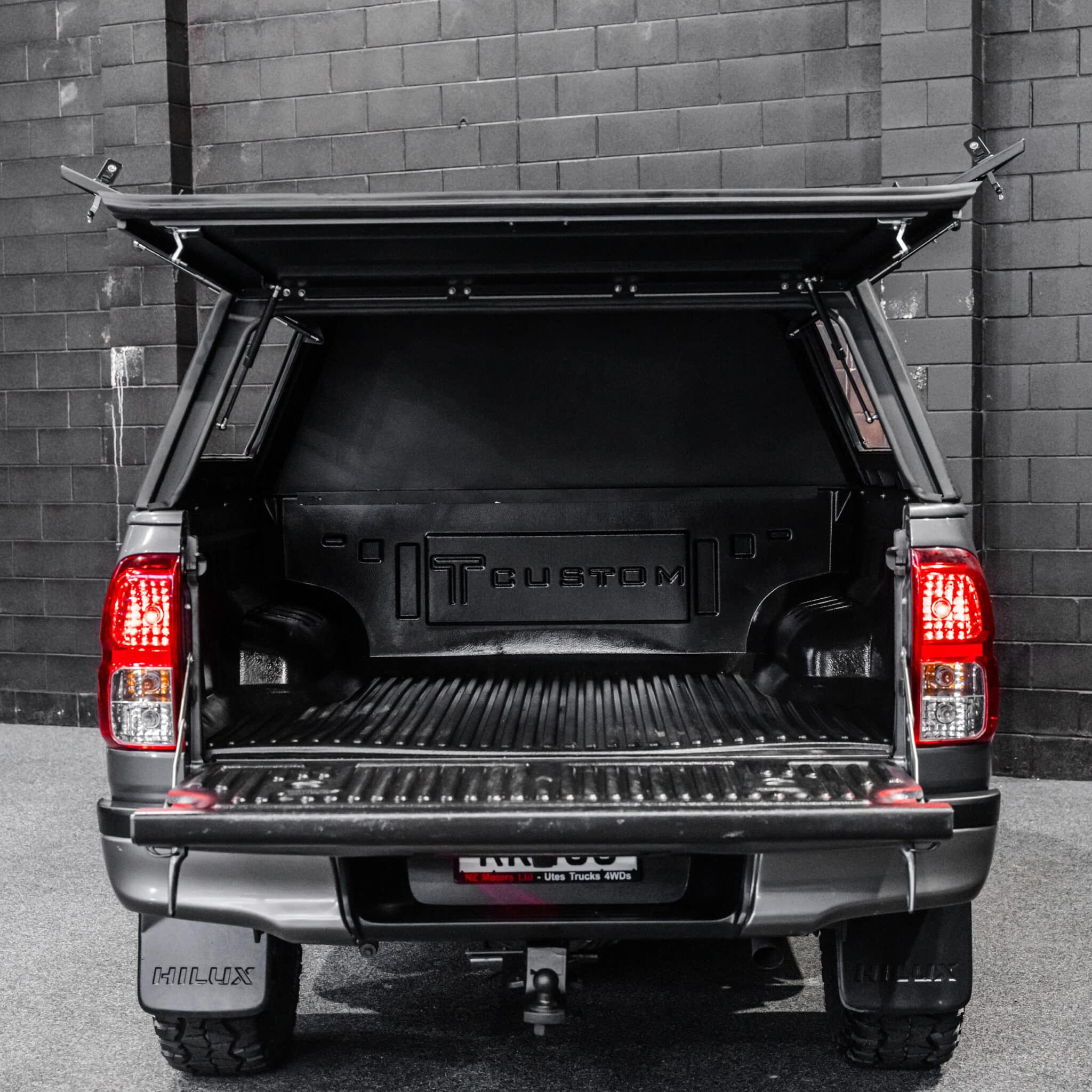 Shield Off-Road Aluminium Windowless Canopy - Image 12