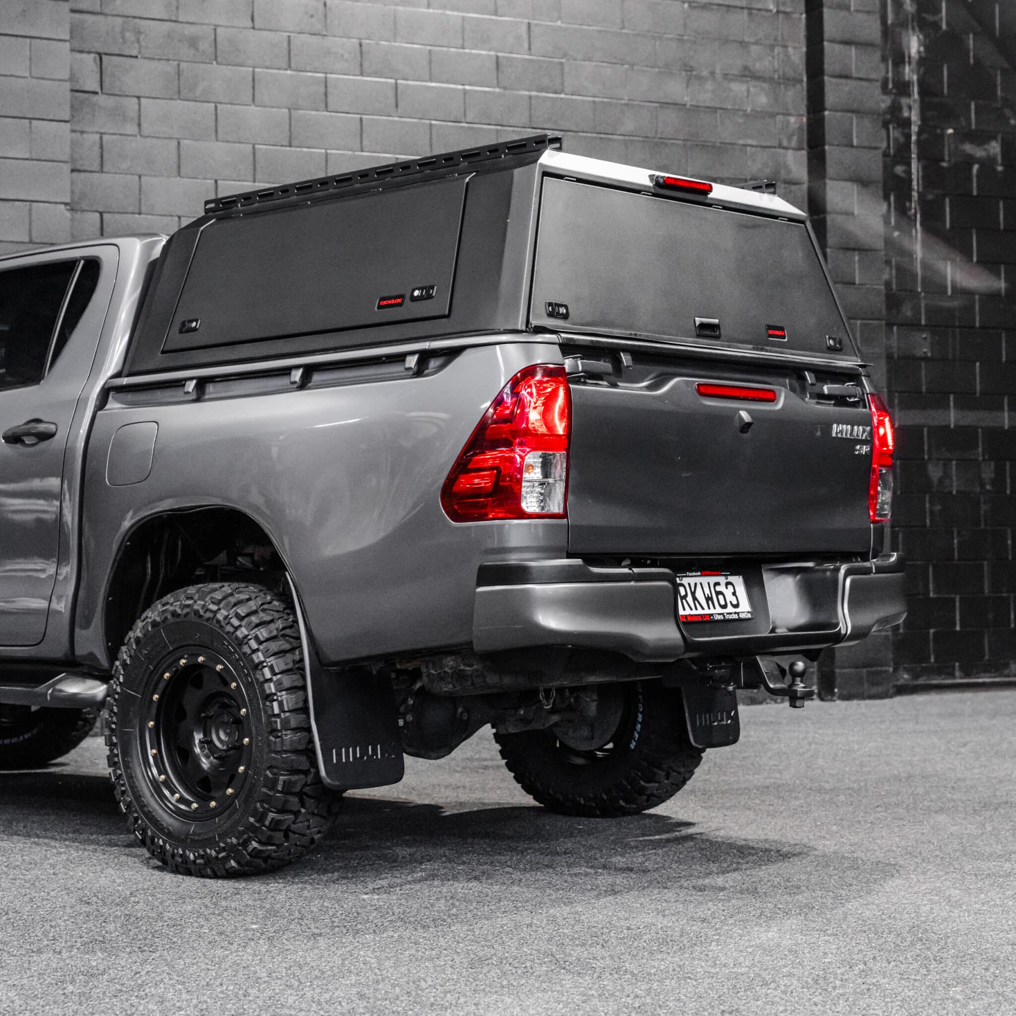 Shield Off-Road Aluminium Windowless Canopy - Image 2