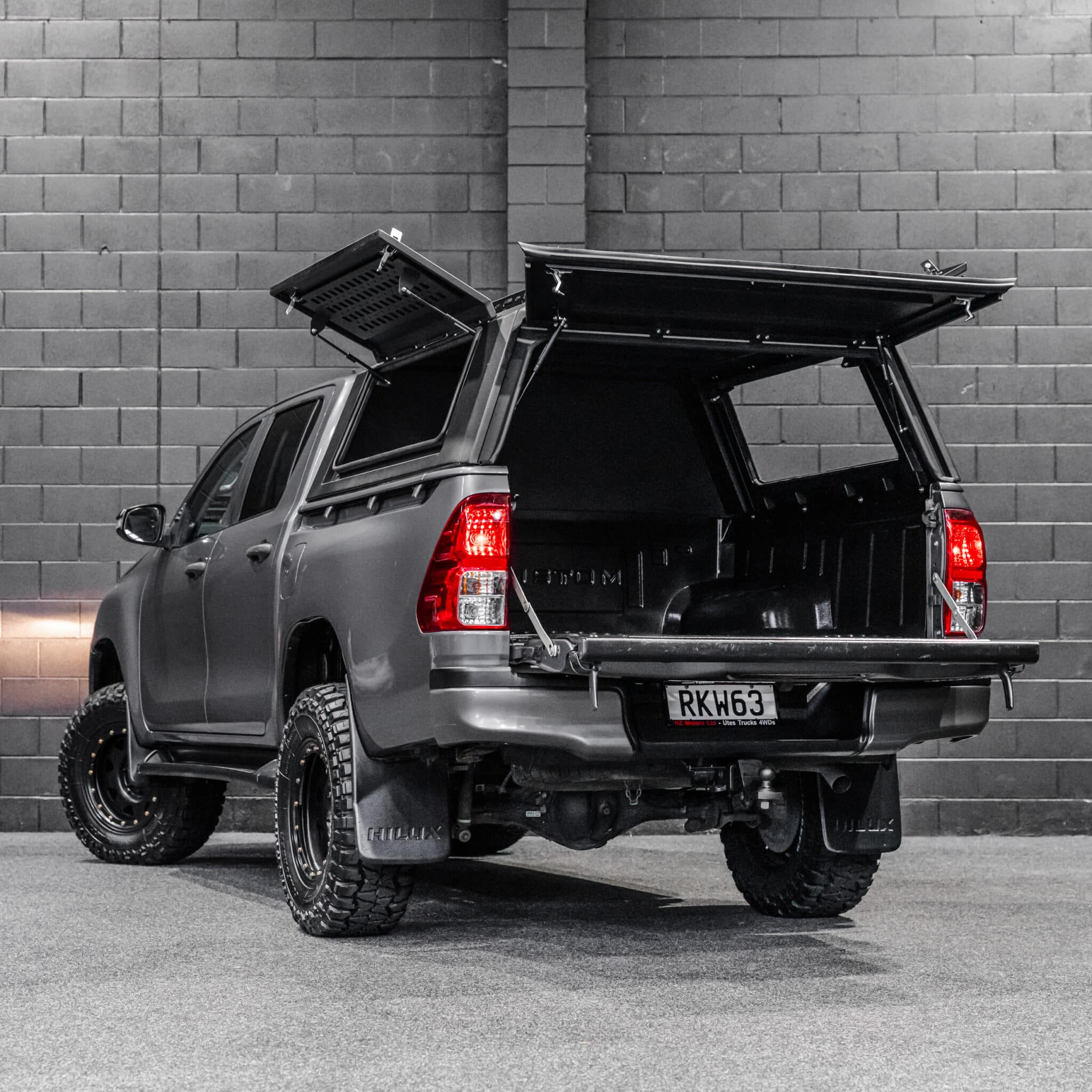 Shield Off-Road Aluminium Windowless Canopy - Image 8