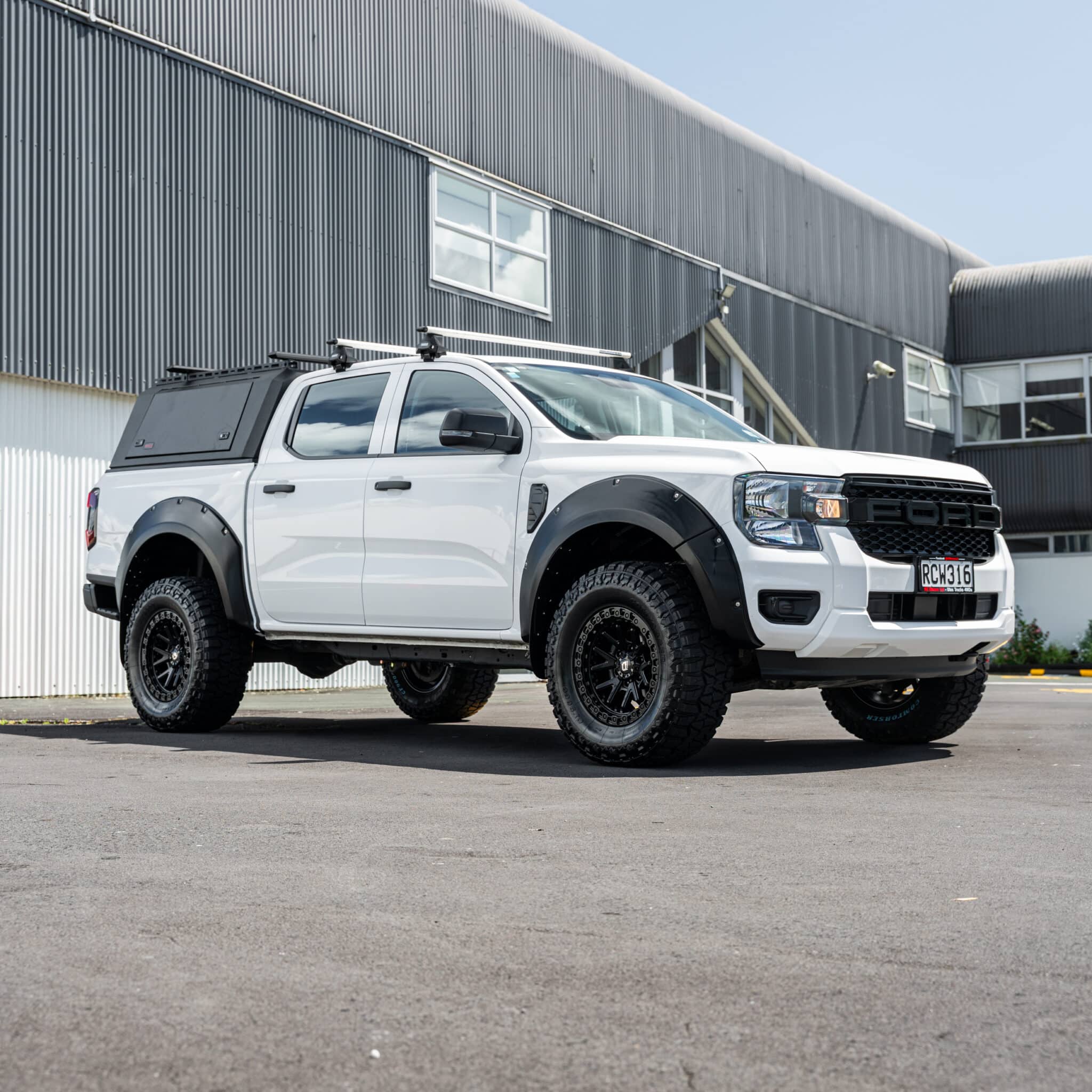 Bolt Style Fender Flares - Image 2