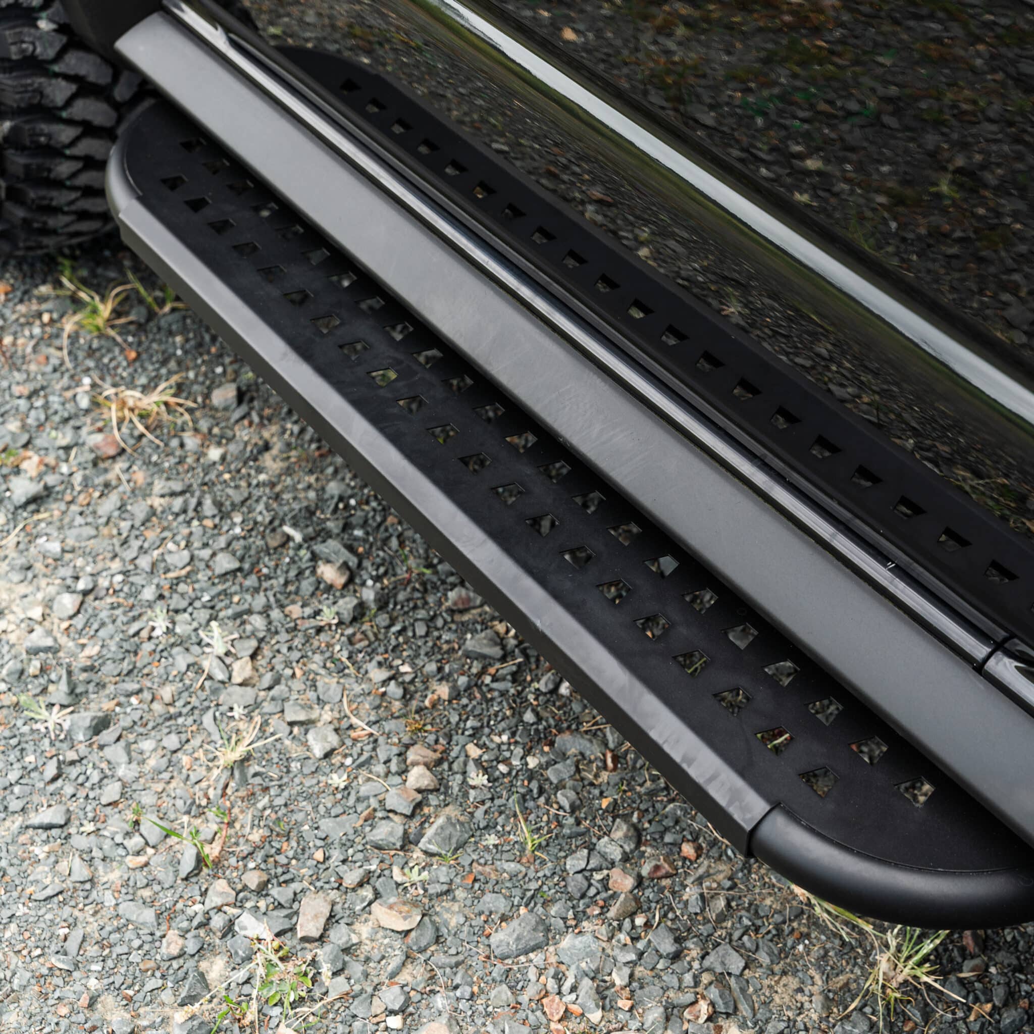 Shield Off-Road Side Steps - Image 2