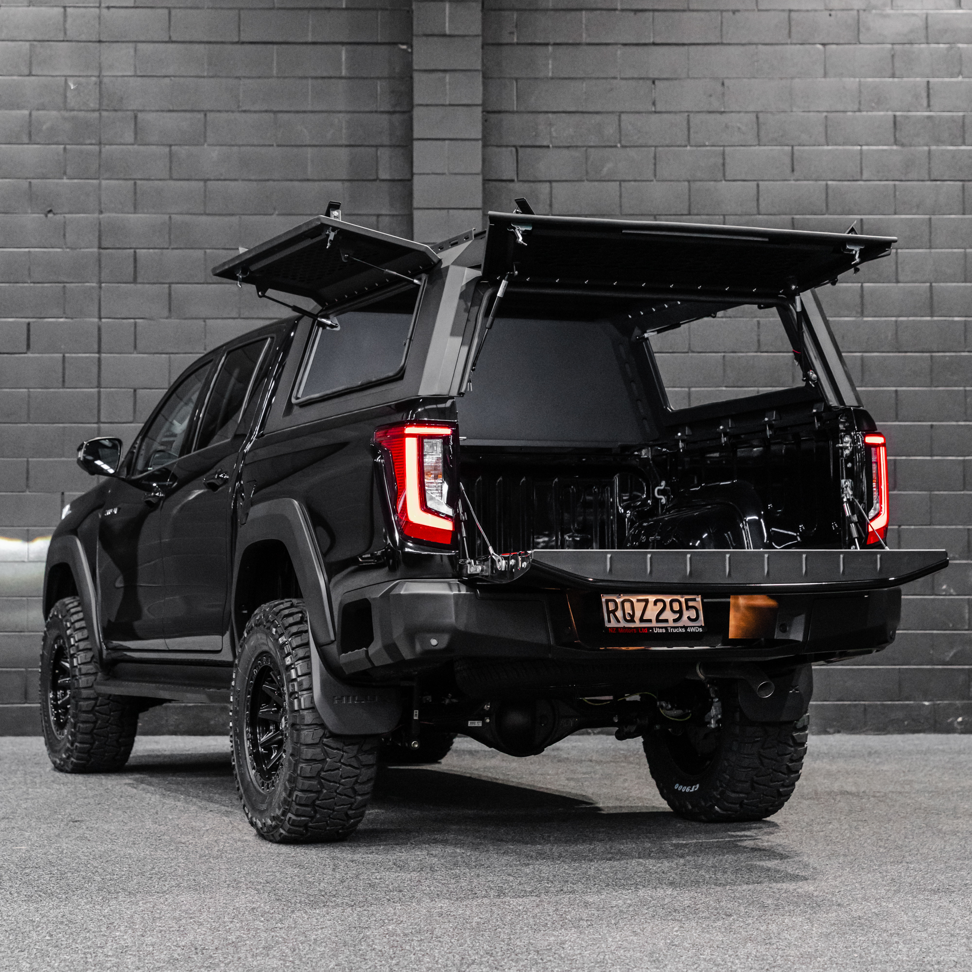 Shield Off-Road Aluminium Windowless Canopy - Image 11