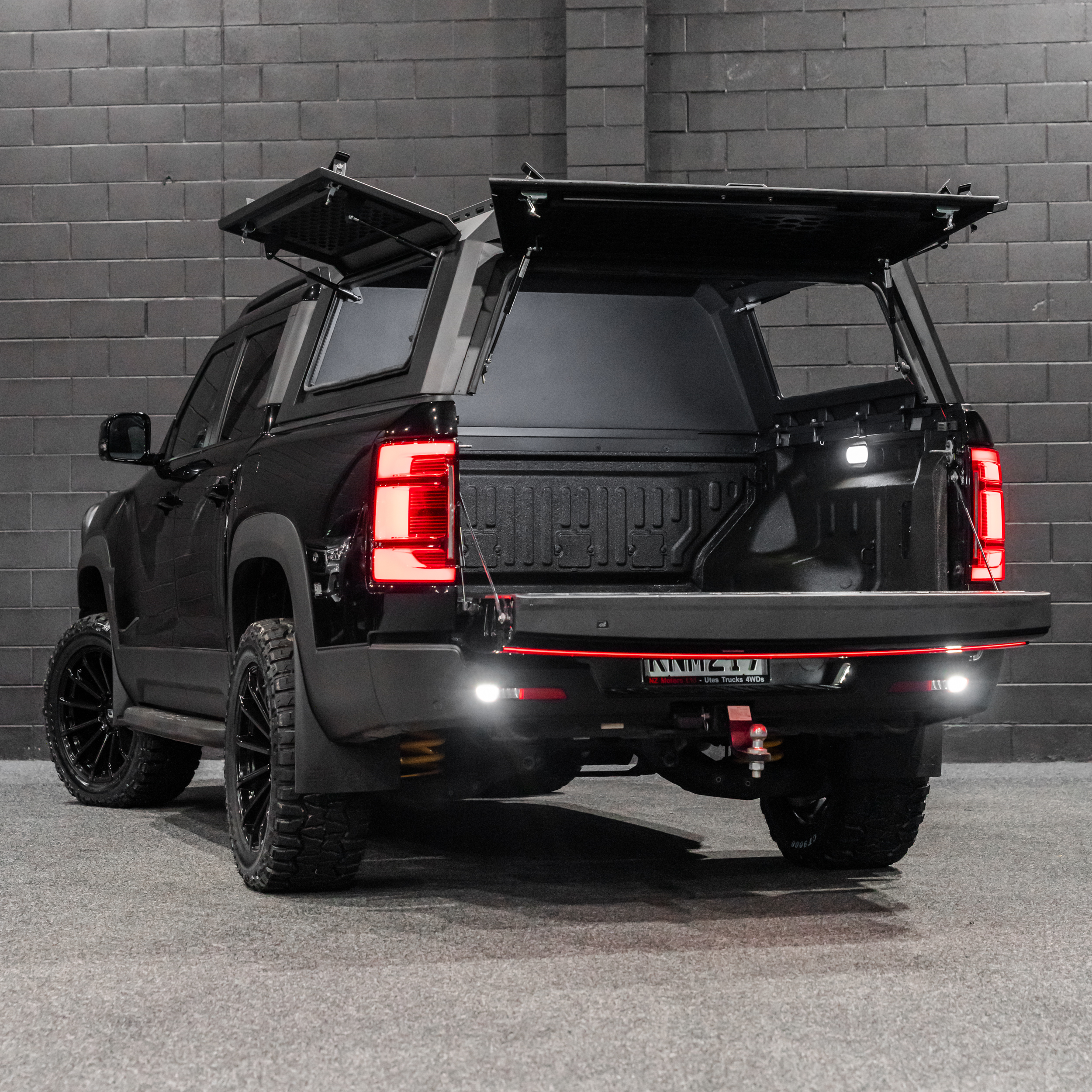 Shield Off-Road Aluminium Windowless Canopy - Image 3
