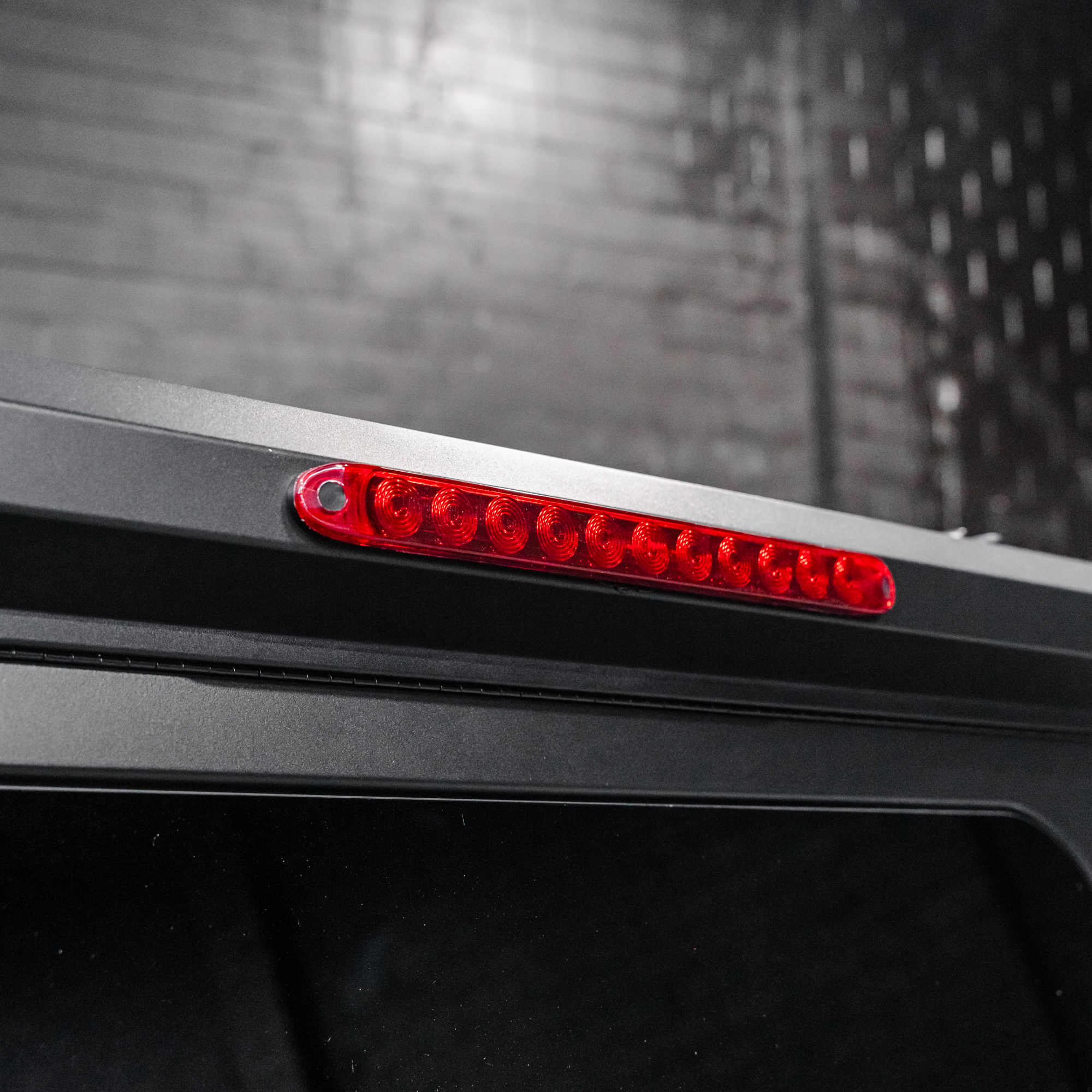 Shield Off-Road Aluminium Windowed Canopy – Isuzu D-Max (2013–2020) - Image 9